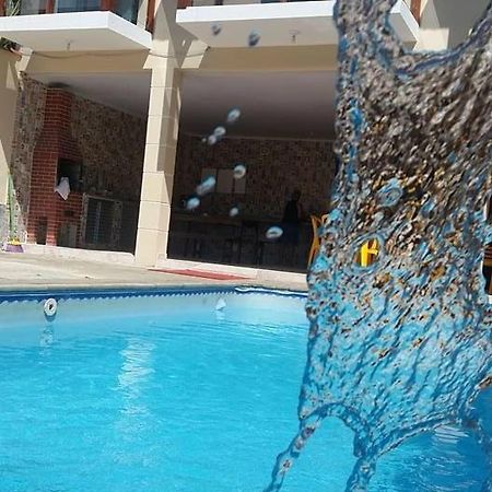 Village Theo Παρατί Εξωτερικό φωτογραφία